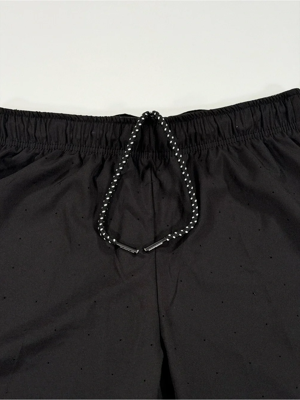 Spiderz Mens Medium Athletic Shorts Black Perforated Running Workout Gym Pockets